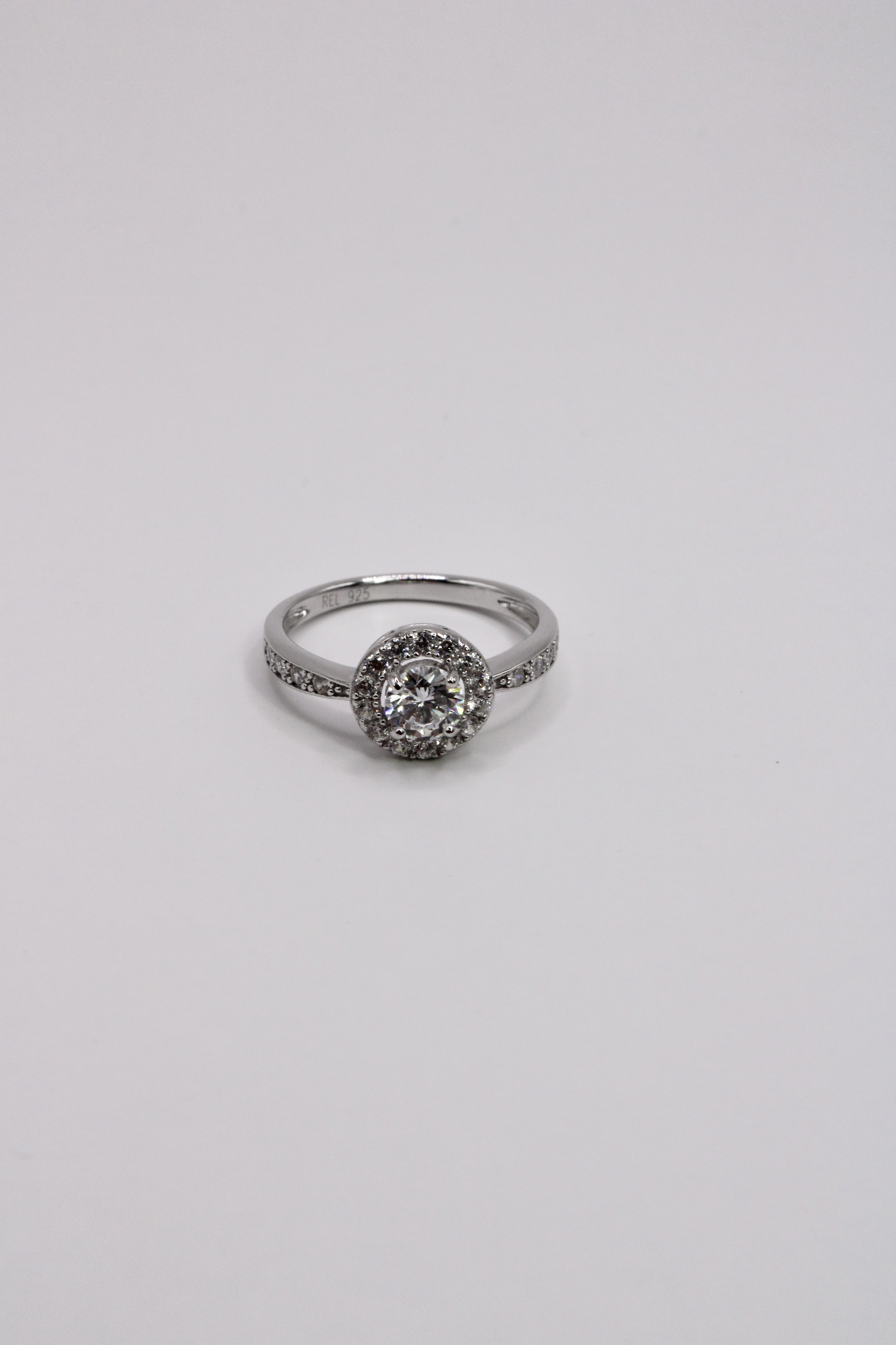 Anillo De Plata 925 Solitario Halo
