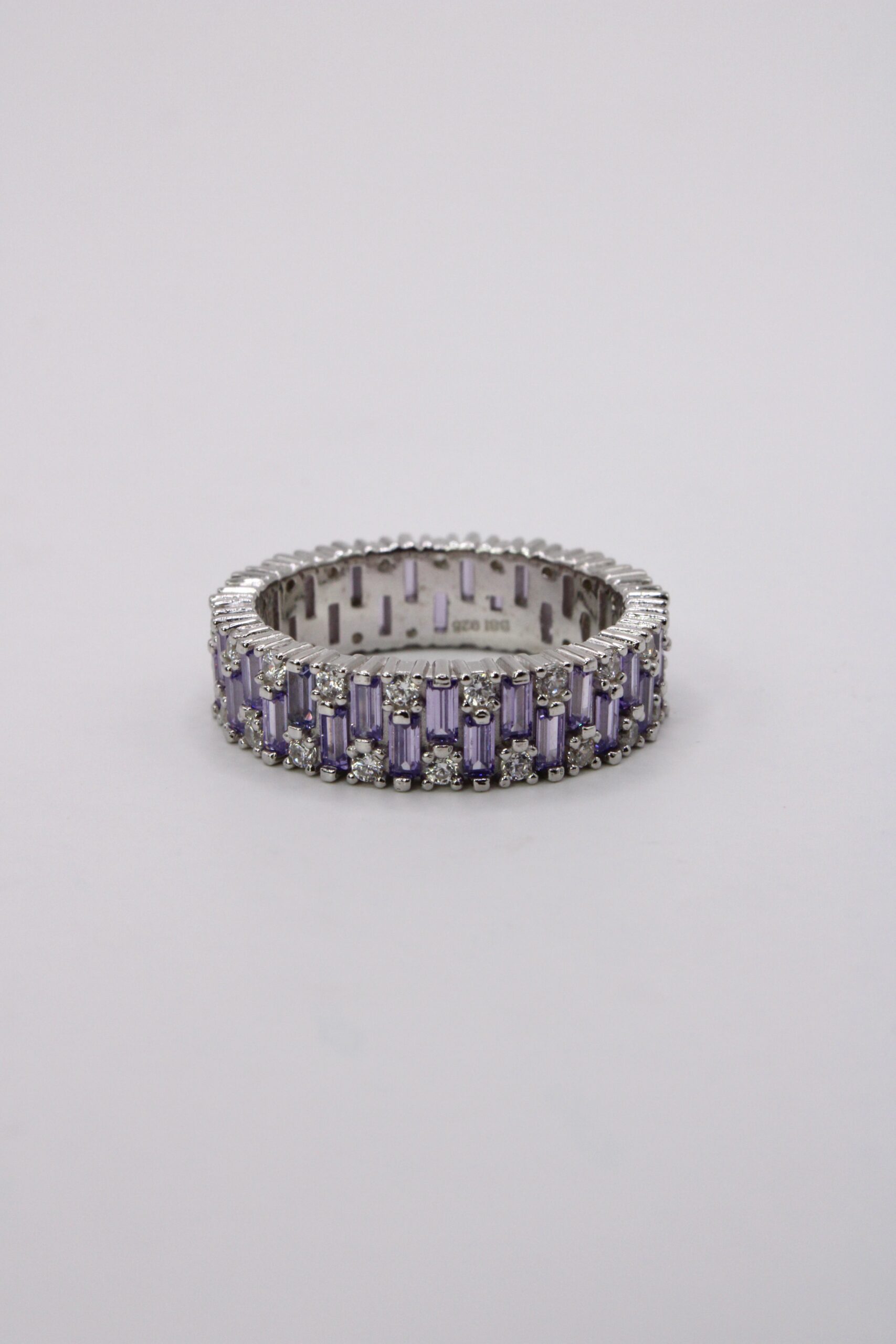 Anillo De Plata 925 Eternidad Baguette Morado