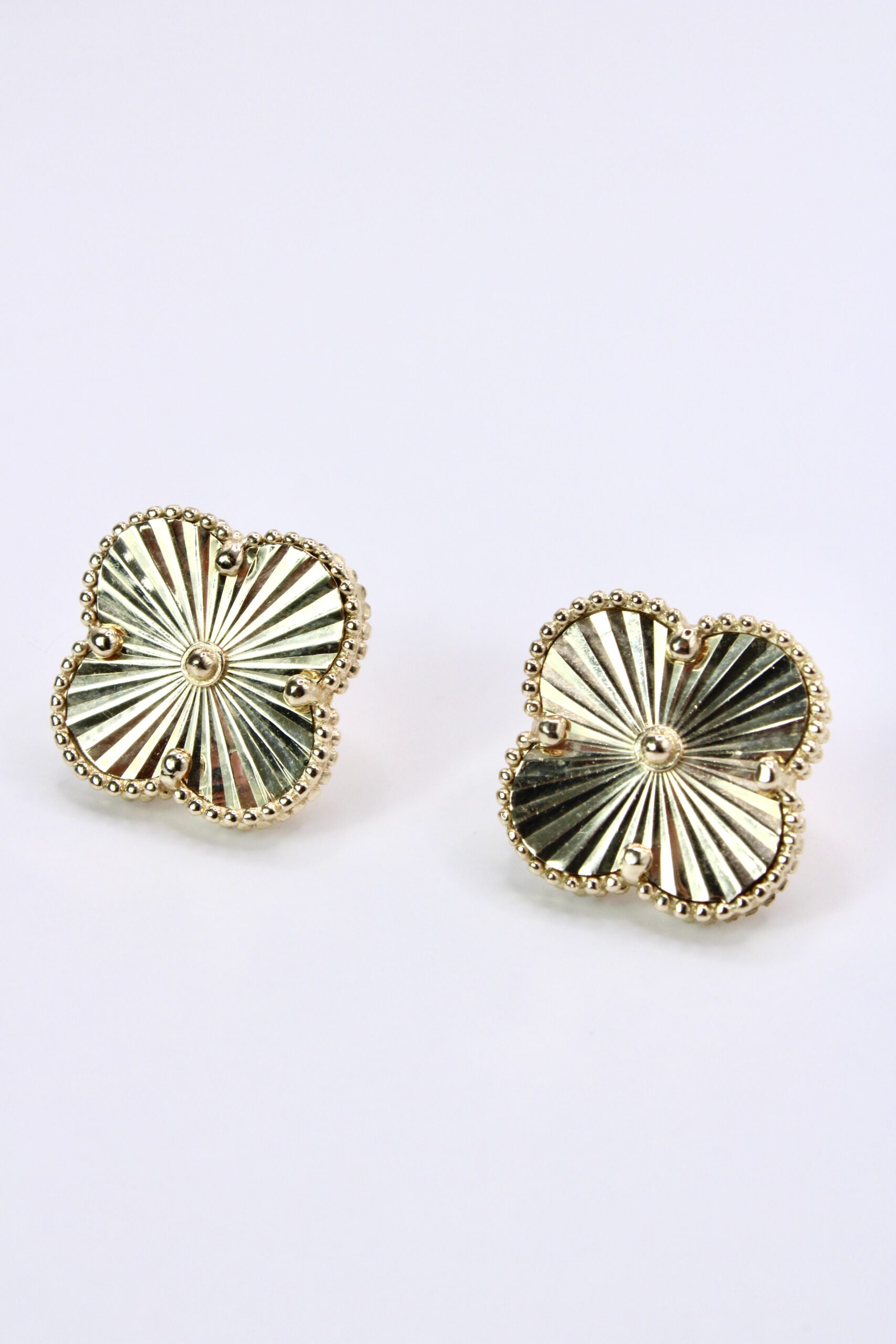 Aritos de Oro 14k Trebol