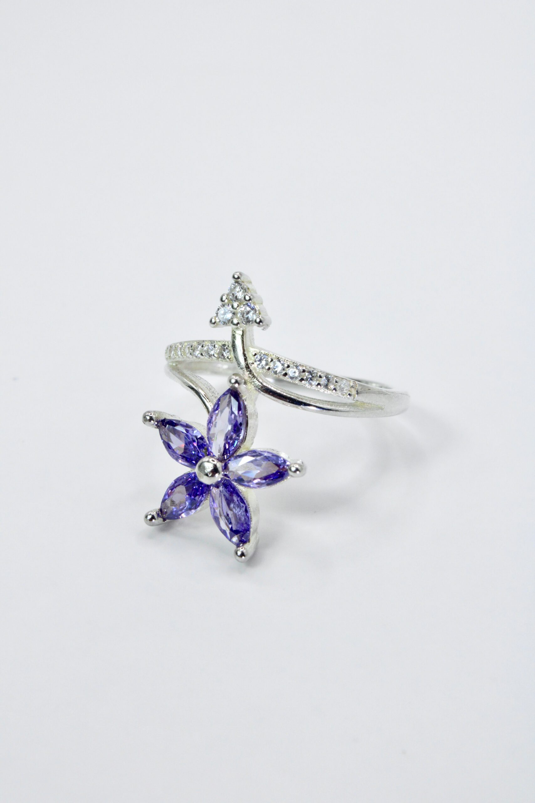 Anillo de Plata 925 Flor Lila